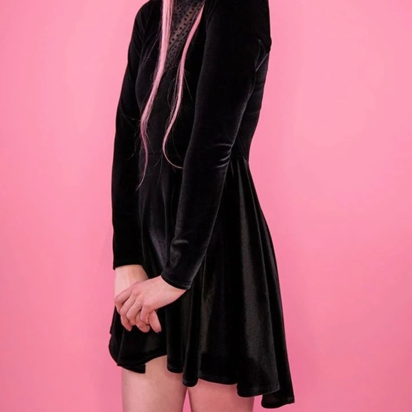 WhimsyGoth Black Velvet Dress - Picture 2 of 7